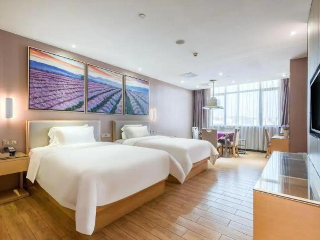 Bed in Lavande Hotels Guangzhou Jiahe Wanggang Metro Station Junhe Avenue