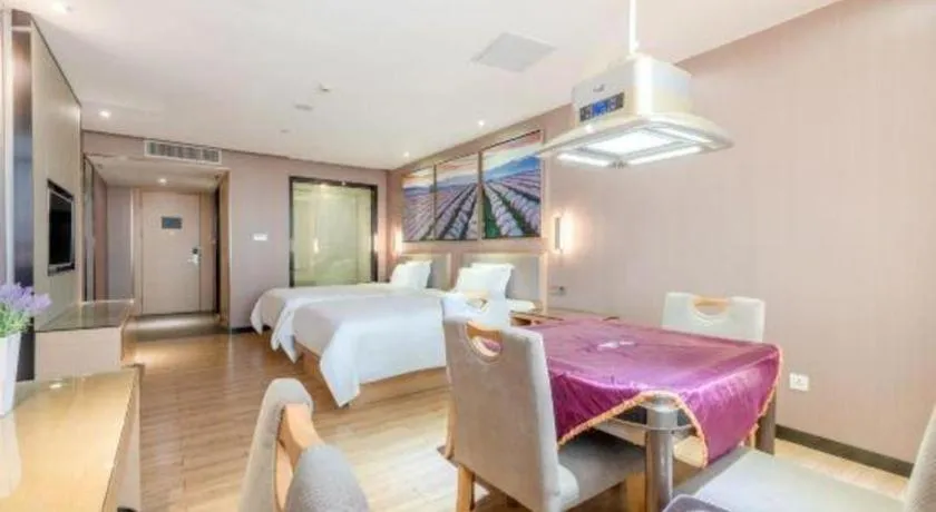 Lavande Hotels Guangzhou Jiahe Wanggang Metro Station Junhe Avenue