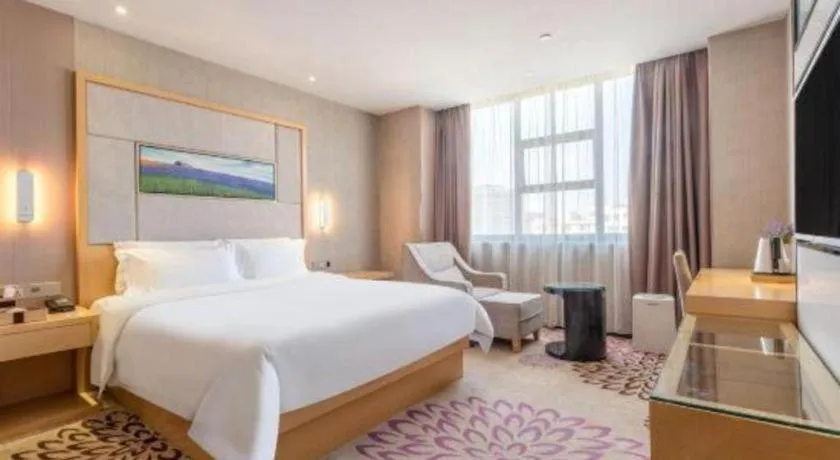Bed in Lavande Hotels Guangzhou Jiahe Wanggang Metro Station Junhe Avenue