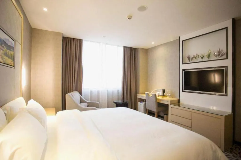 Bed in Lavande Hotels Guangzhou Jiahe Wanggang Metro Station Junhe Avenue
