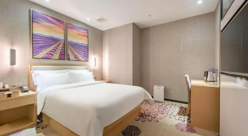 Bed in Lavande Hotels Guangzhou Jiahe Wanggang Metro Station Junhe Avenue