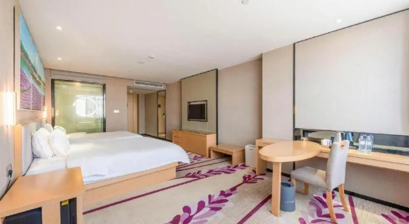 Bed in Lavande Hotels Guangzhou Jiahe Wanggang Metro Station Junhe Avenue