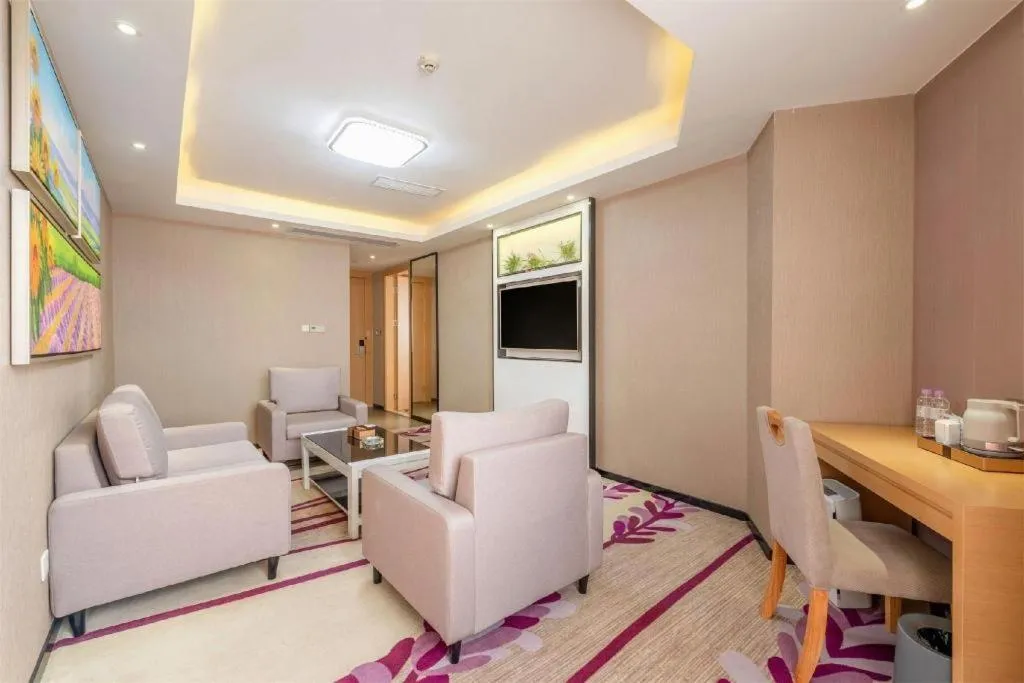 Lavande Hotels Guangzhou Jiahe Wanggang Metro Station Junhe Avenue
