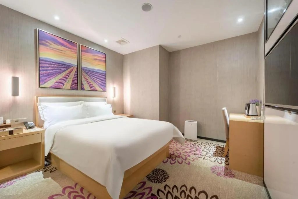 Bed in Lavande Hotels Guangzhou Jiahe Wanggang Metro Station Junhe Avenue