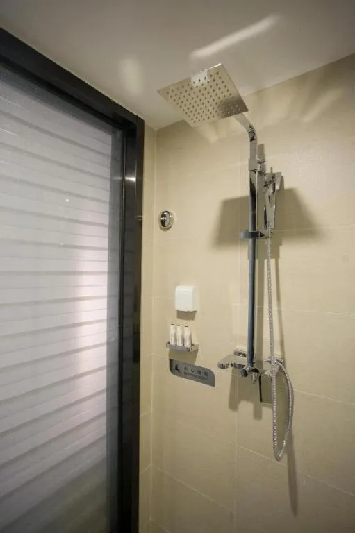 Lavande Hotels Guangzhou Jiahe Wanggang Metro Station Junhe Avenue