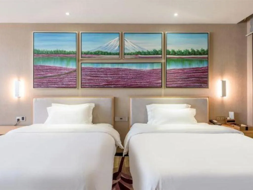 Bed in Lavande Hotels Guangzhou Jiahe Wanggang Metro Station Junhe Avenue