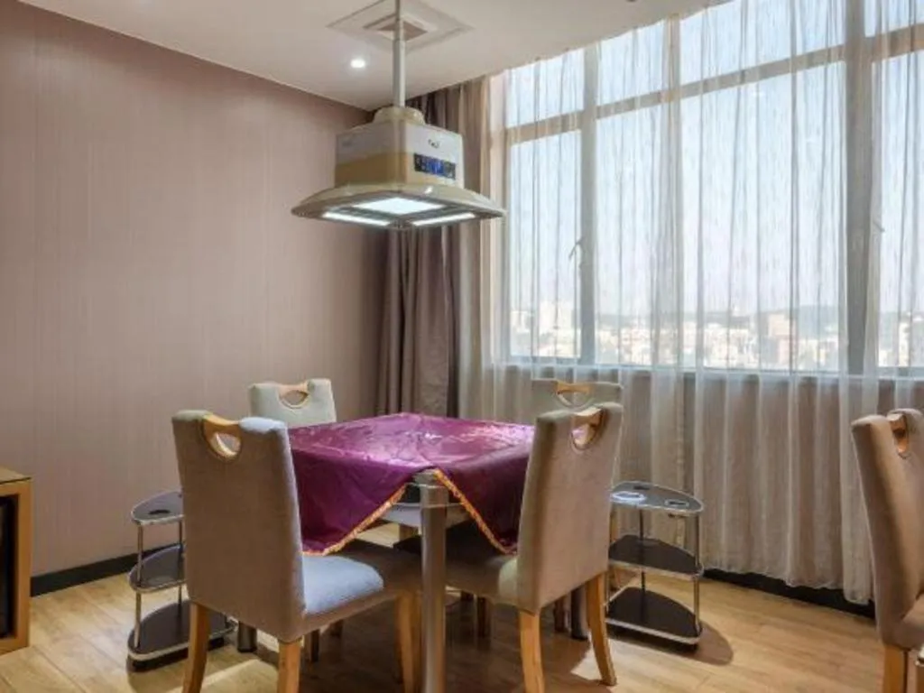 Lavande Hotels Guangzhou Jiahe Wanggang Metro Station Junhe Avenue