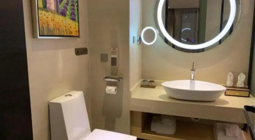 Lavande Hotels Guangzhou Jiahe Wanggang Metro Station Junhe Avenue
