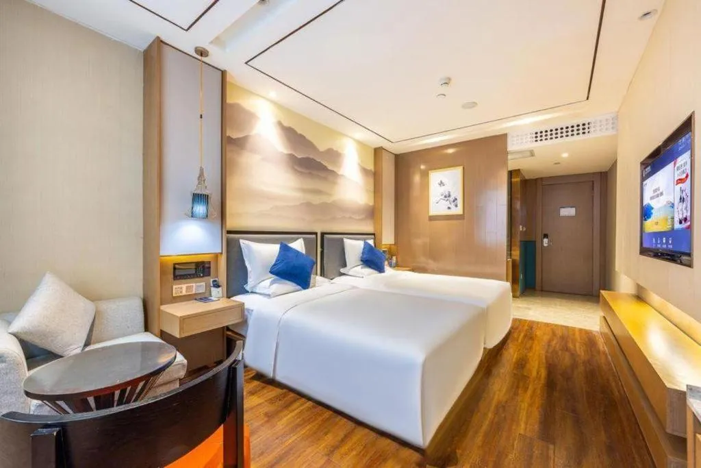Bed in East Queen Hotel (Xi'an Beimen Metro Station)