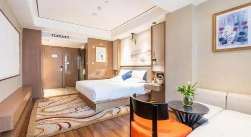 Bed in East Queen Hotel (Xi'an Beimen Metro Station)