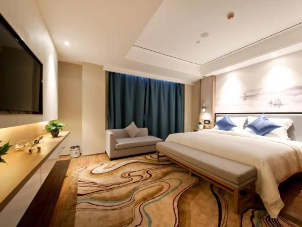 Bed in East Queen Hotel (Xi'an Beimen Metro Station)