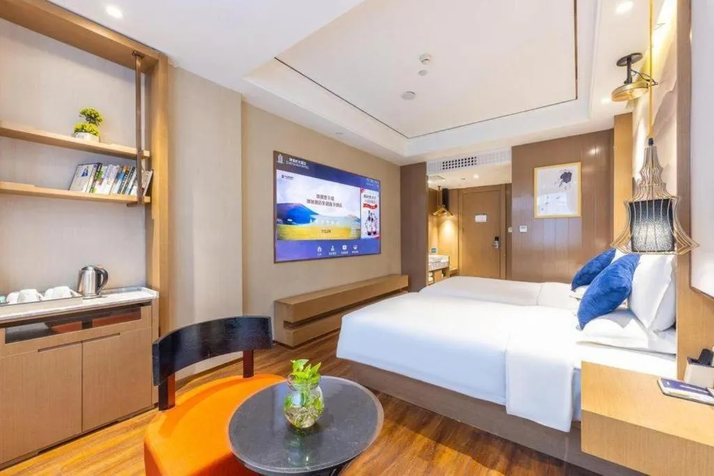 Bed in East Queen Hotel (Xi'an Beimen Metro Station)