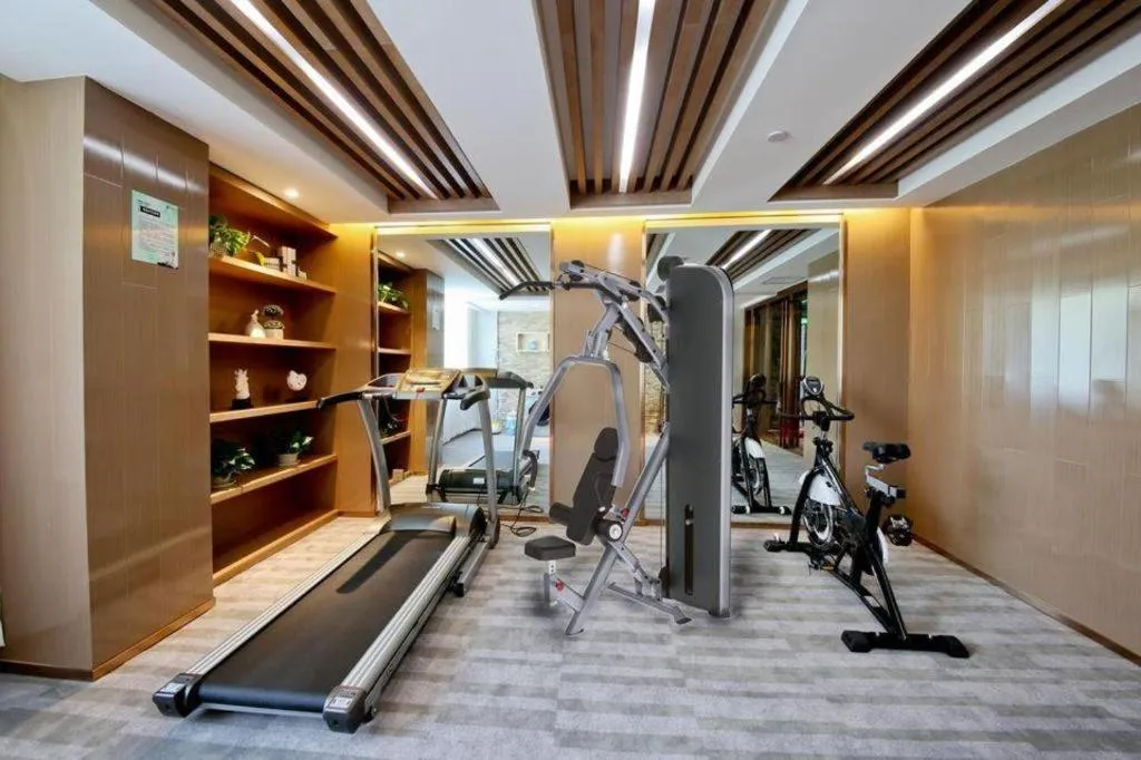 East Queen Hotel (Xi'an Beimen Metro Station)