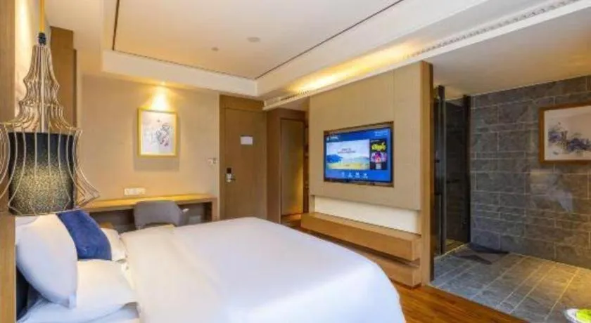 Bed in East Queen Hotel (Xi'an Beimen Metro Station)