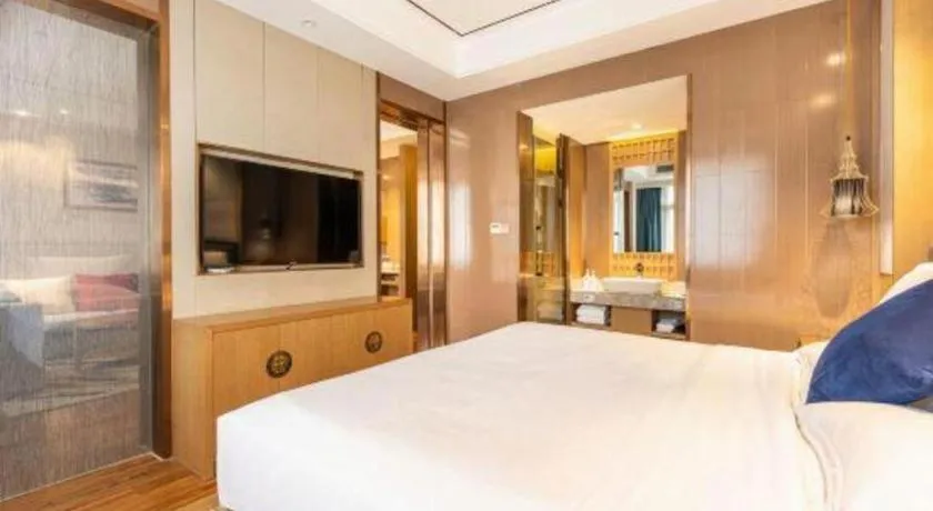 Bed in East Queen Hotel (Xi'an Beimen Metro Station)