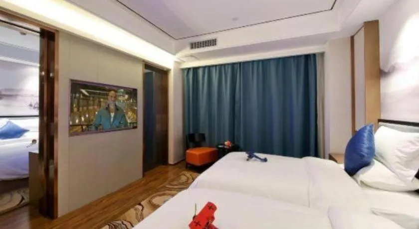 Bed in East Queen Hotel (Xi'an Beimen Metro Station)