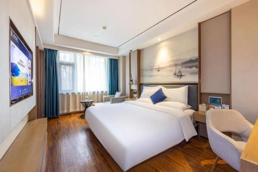 Bed in East Queen Hotel (Xi'an Beimen Metro Station)