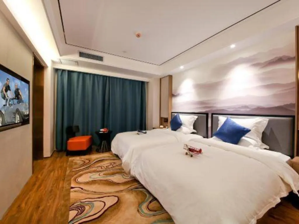 Bed in East Queen Hotel (Xi'an Beimen Metro Station)