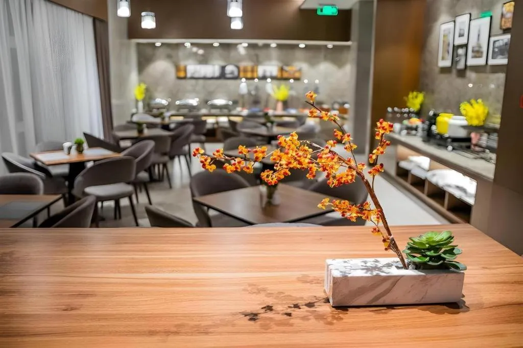 Home Inn Plus Shanghai Pudong Xinjinqiao Road