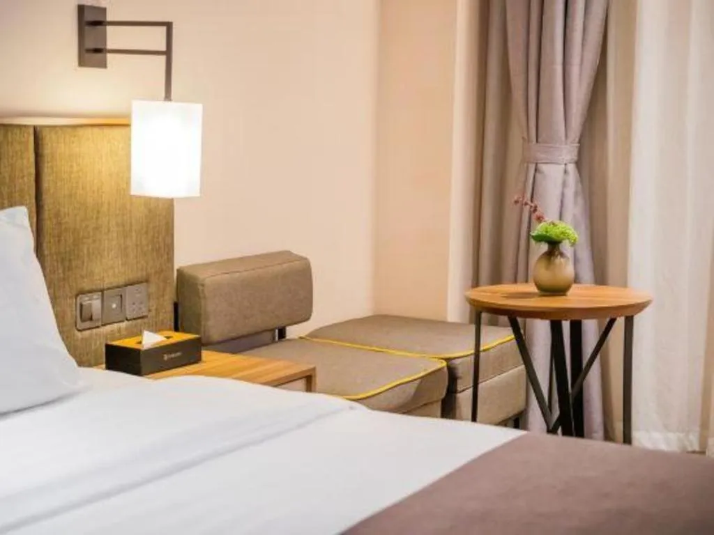 Bed in Home Inn Plus Shanghai Pudong Xinjinqiao Road