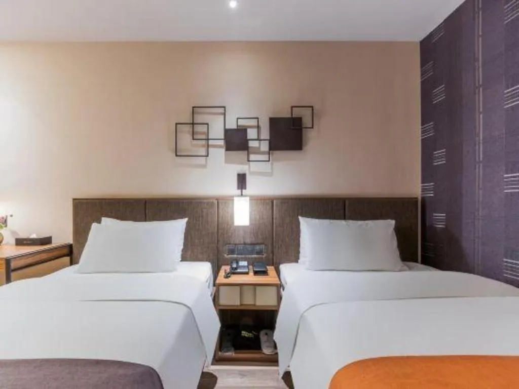 Bed in Home Inn Plus Shanghai Pudong Xinjinqiao Road