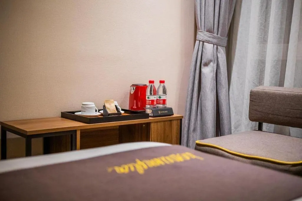 Bed in Home Inn Plus Shanghai Pudong Xinjinqiao Road