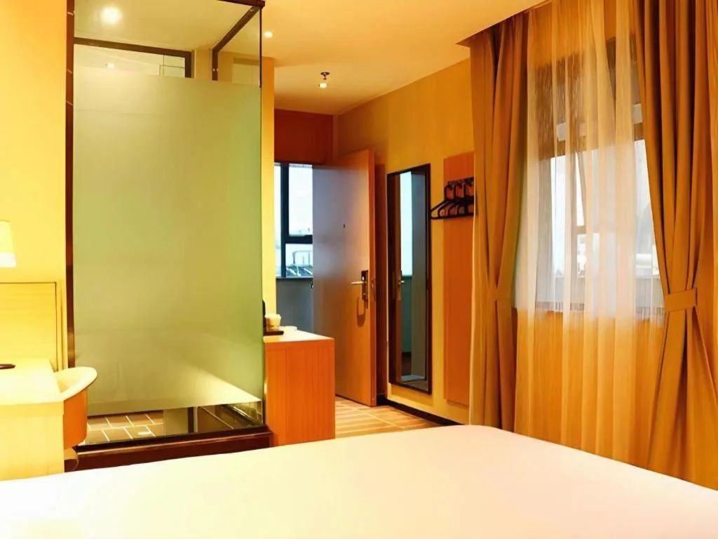 Bed in IU Hotel Kunming Jinma Bijifang Joy City