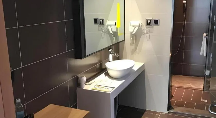 IU Hotel Kunming Jinma Bijifang Joy City