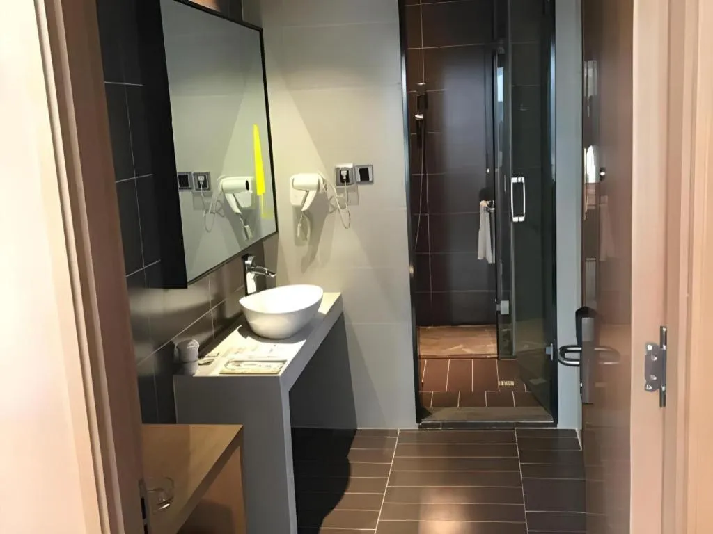 IU Hotel Kunming Jinma Bijifang Joy City