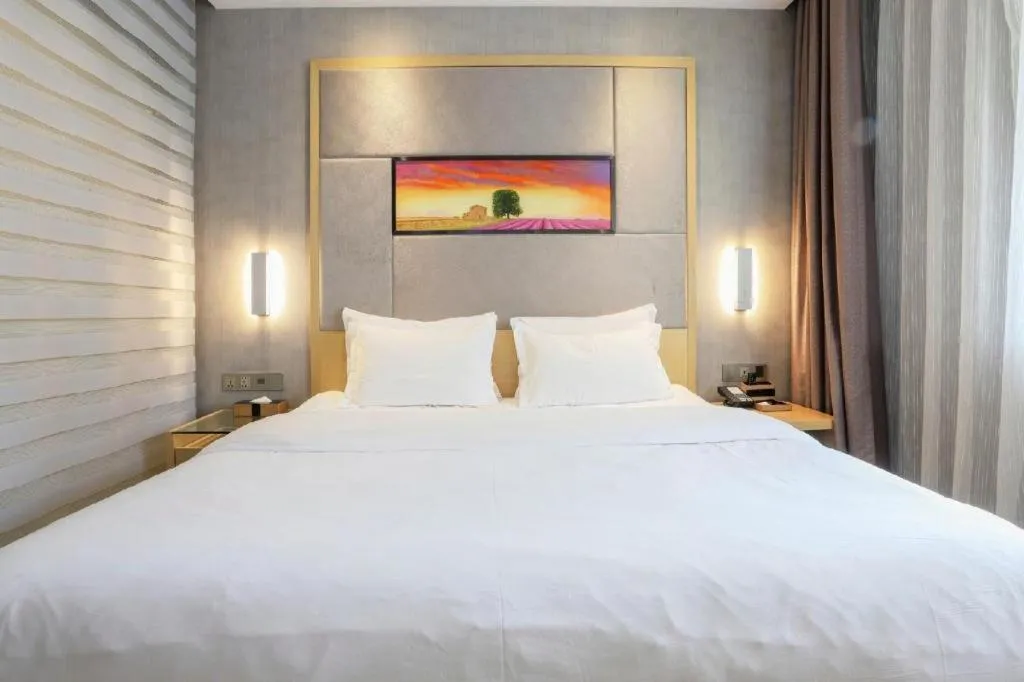 Bed in Lavande Hotels·Wuhan Fanhai CBD