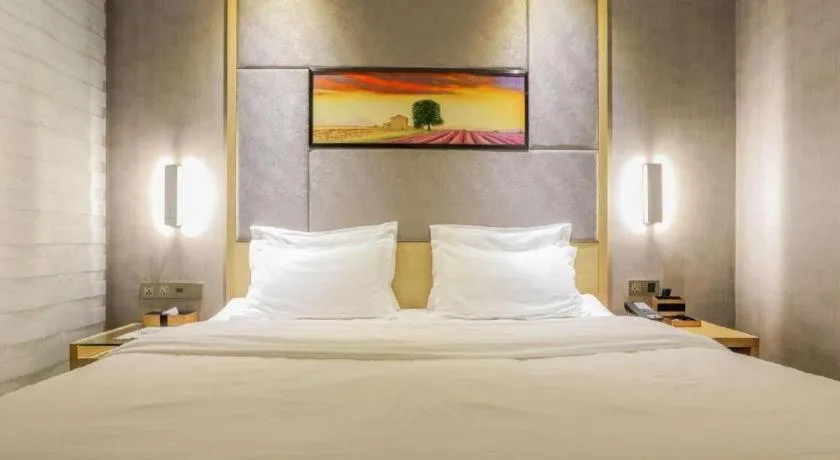 Bed in Lavande Hotels·Wuhan Fanhai CBD