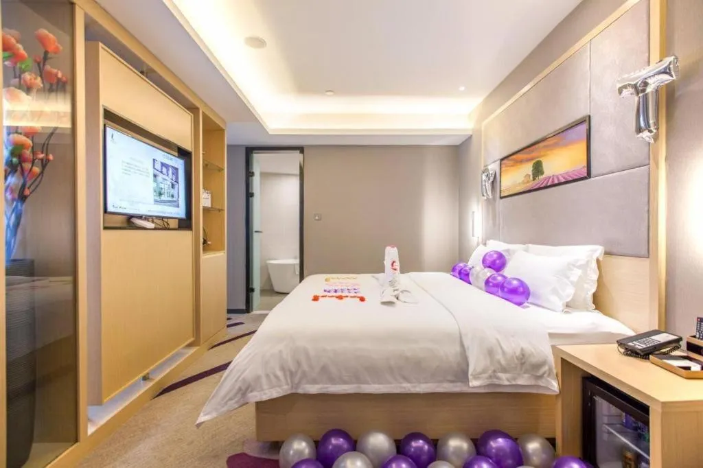 Bed in Lavande Hotels·Wuhan Fanhai CBD