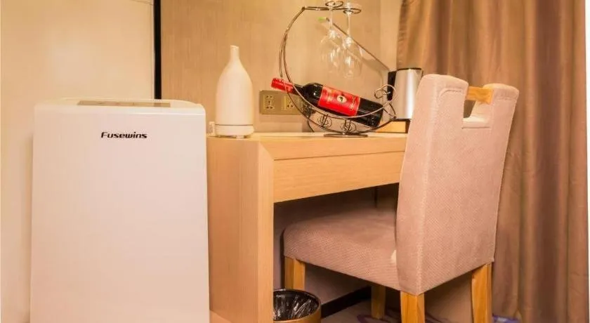 Lavande Hotels·Qingdao Wusi Square