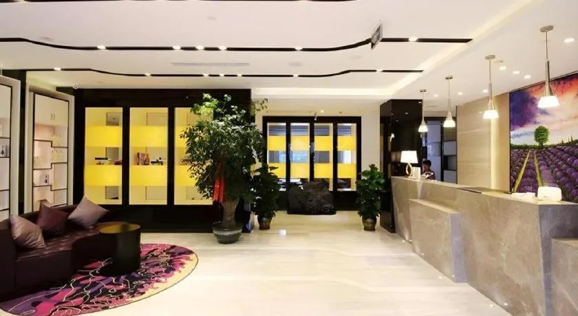 Lavande Hotels·Qingdao Wusi Square