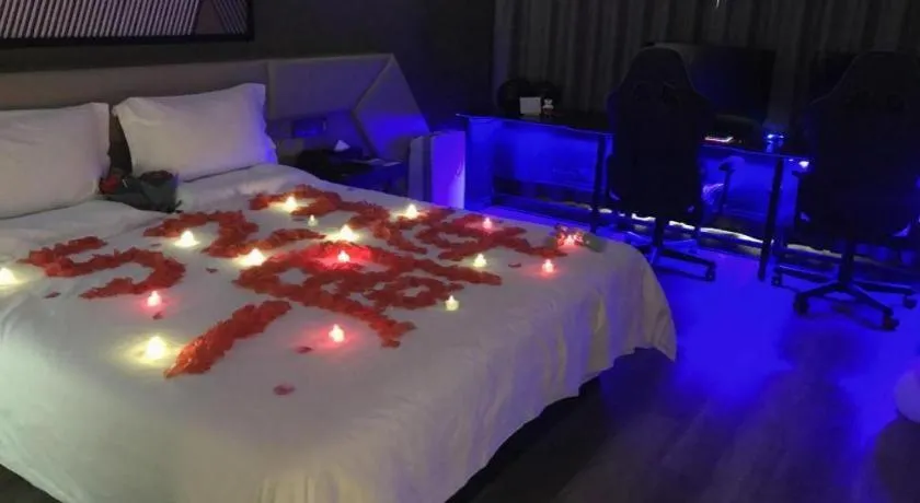 Bed in IU Hotels·Nanning Zoo Metro Station RT-Mart