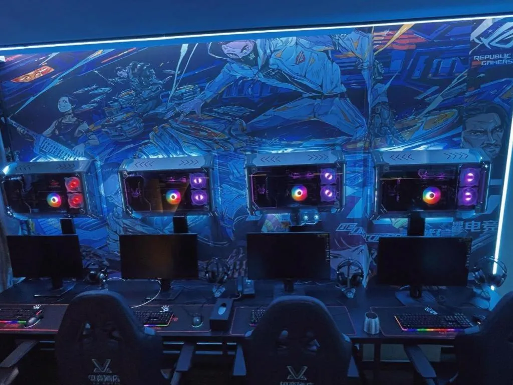 IU Hotels·Nanning Zoo Metro Station RT-Mart