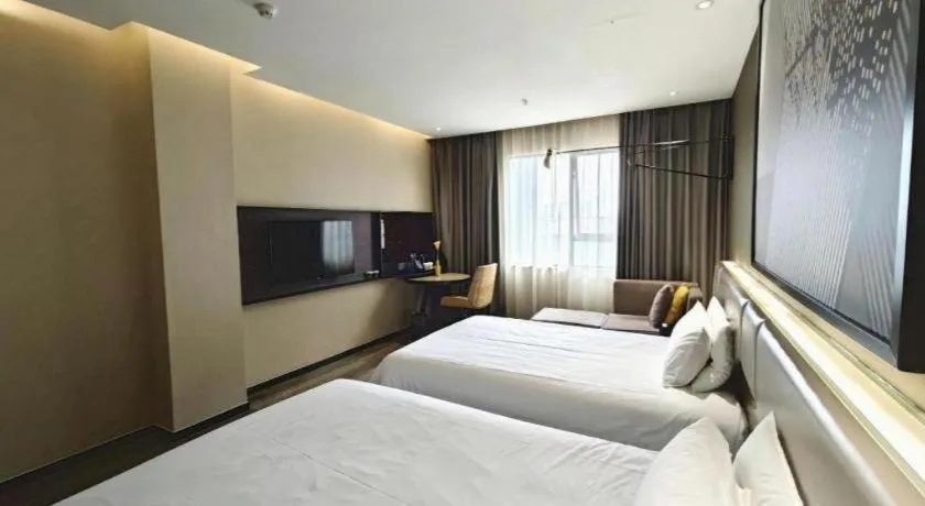 Bed in IU Hotels·Nanning Zoo Metro Station RT-Mart