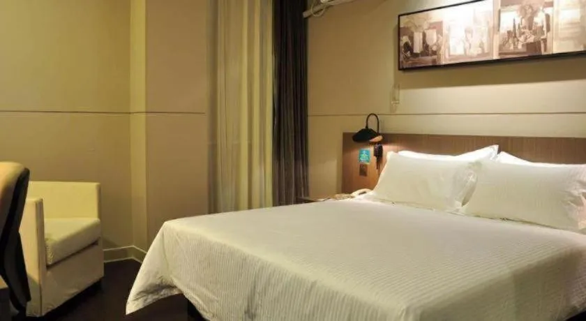 Bed in Jinjiang Inn Select Xuzhou Suning Plaza Jinguang East Road
