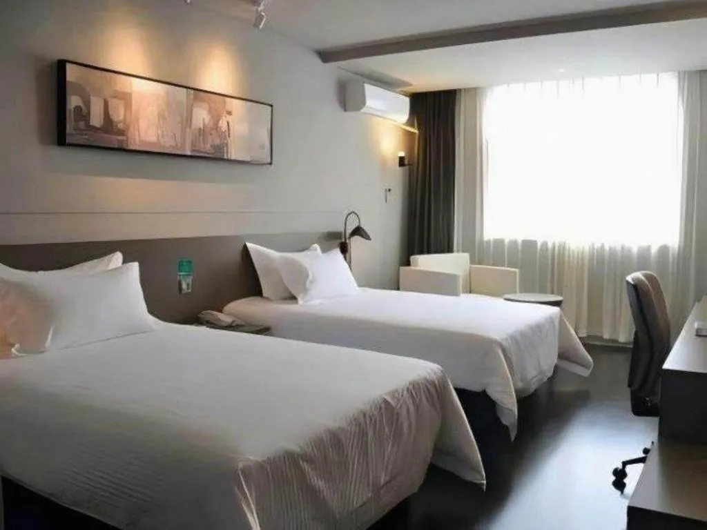Bed in Jinjiang Inn Select Xuzhou Suning Plaza Jinguang East Road