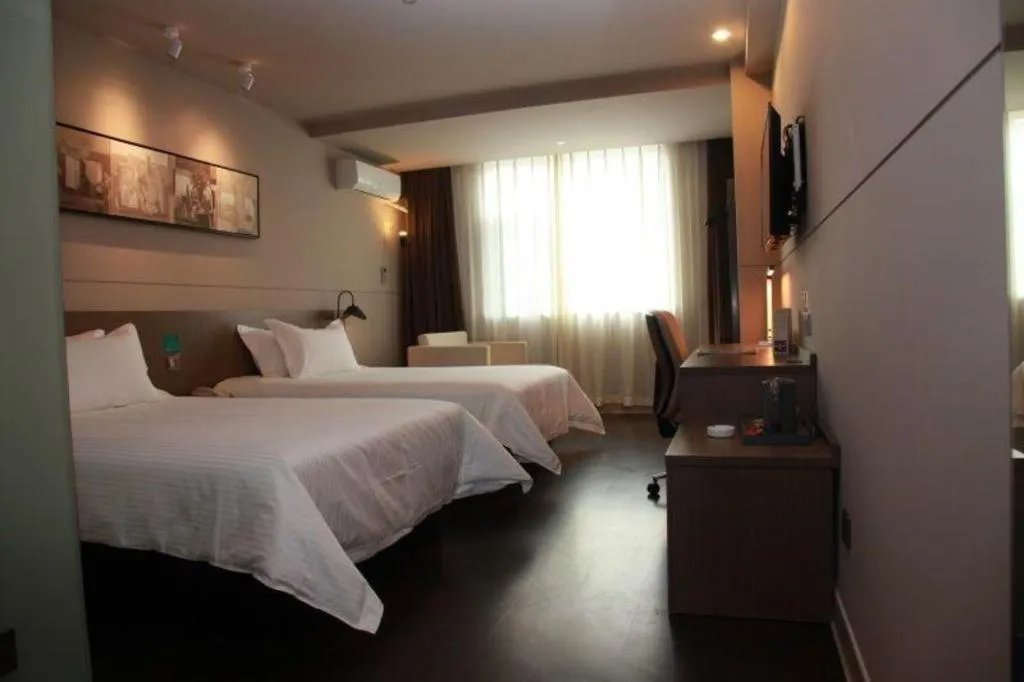 Bed in Jinjiang Inn Select Xuzhou Suning Plaza Jinguang East Road