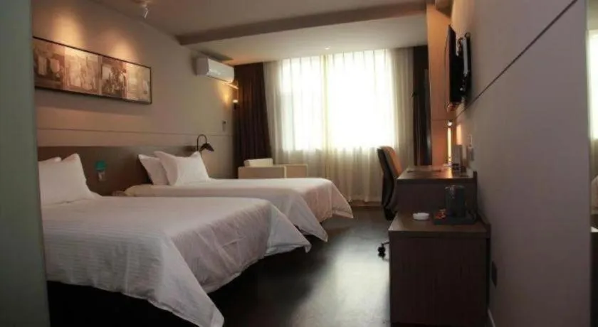Bed in Jinjiang Inn Select Xuzhou Suning Plaza Jinguang East Road