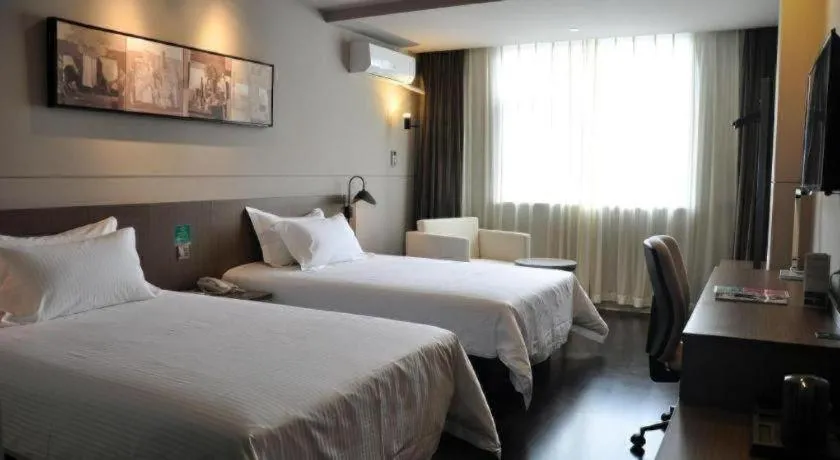 Bed in Jinjiang Inn Select Xuzhou Suning Plaza Jinguang East Road