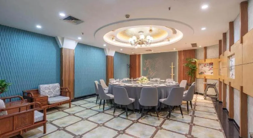Magnotel Business Jinan Zoo Wuyingshan North Road Flagship Hotel