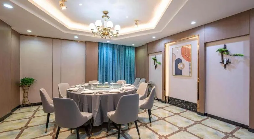 Magnotel Business Jinan Zoo Wuyingshan North Road Flagship Hotel