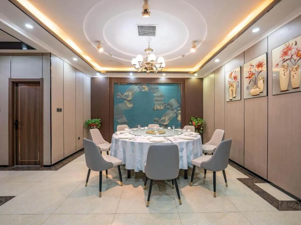 Magnotel Business Jinan Zoo Wuyingshan North Road Flagship Hotel