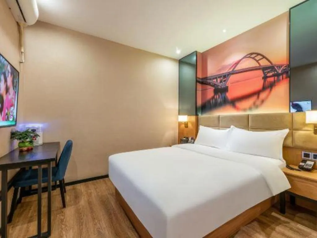 Bed in Chonpines Hotel North Xiamen Station Jimei University
