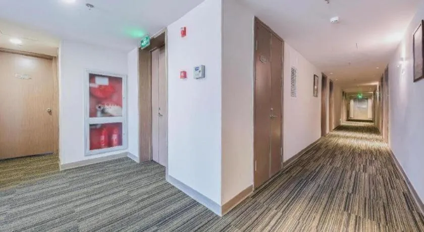 Jinjiang Inn Select Tianjin Xiaobailou Metro Station