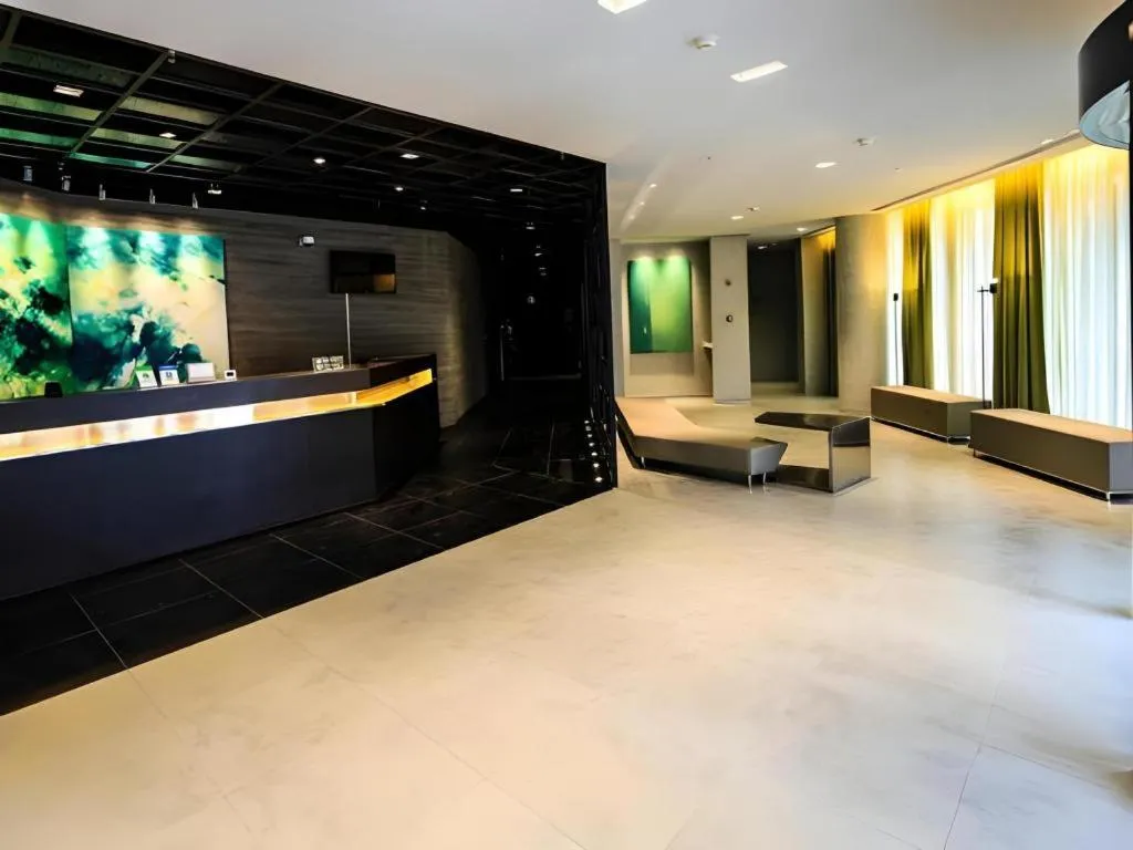 Jinjiang Inn Select Tianjin Xiaobailou Metro Station