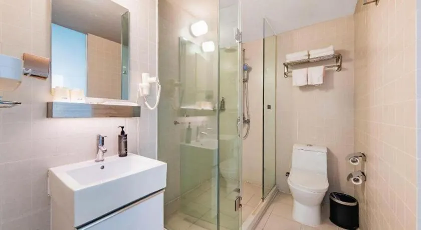 Jinjiang Inn Select Hohhot Chengjisihan Square Metro Station