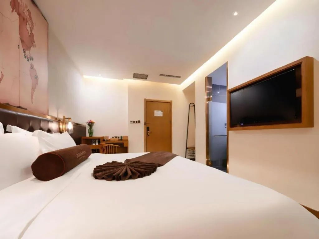 Bed in James Joyce Coffetel·Shenyang North Railway Station Shifu Square